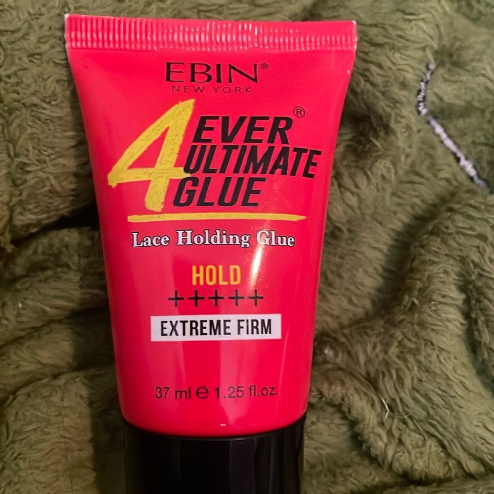 Lace holding glue